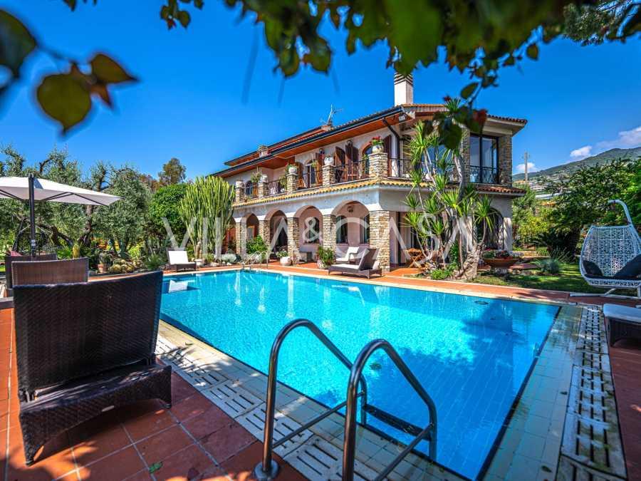 Villa Sanremo tiek pārdota.