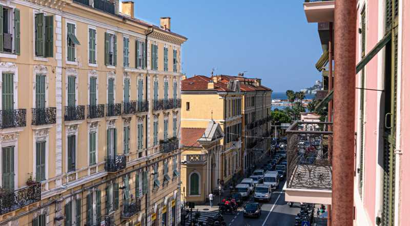 Dzīvoklis ar četrām istabām Sanremo.