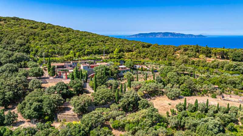 Villa Joe Pomodoro ar skatu uz jūru Monte Argentario.