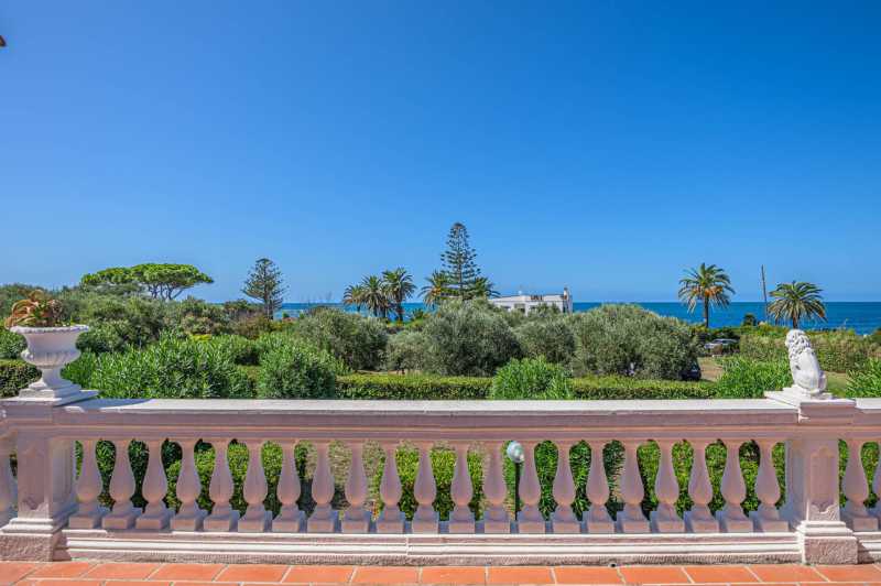 Unikālā rezidence Santa Marinelā