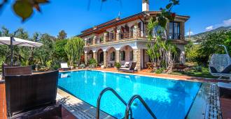Villa Sanremo tiek pārdota.