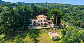 Elitāra villa Fraskati, netālu no Romas