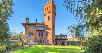 Grezns pils uz pārdošanu Bogomanero